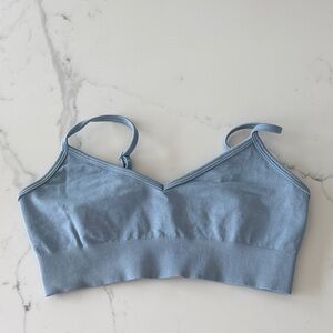 Aritzia TNA sports bra